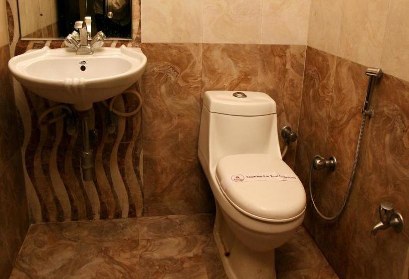 Hotel Oyo 2065 Ashoka Grand 18