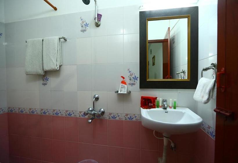 Hotel Oyo 2140 Apartment Perungudi 18