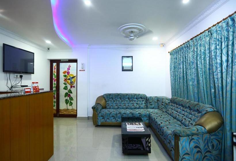 Hotel Oyo 2140 Apartment Perungudi 5