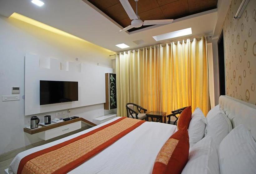 Hotel Gazebo Inn & Suites