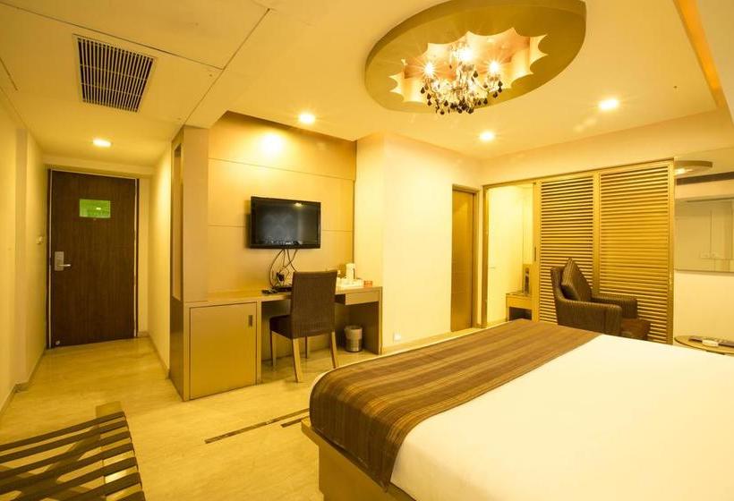 Hotel Oyo 1371 Near Tcs 9