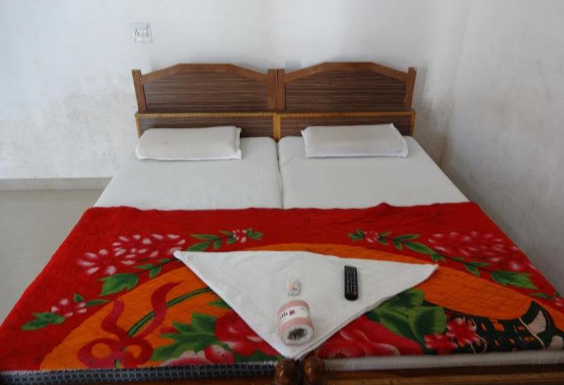 Hotel Shivam Palace 20