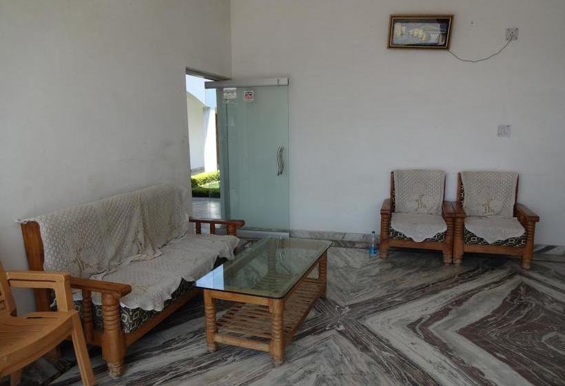 Hotel Shivam Palace 5