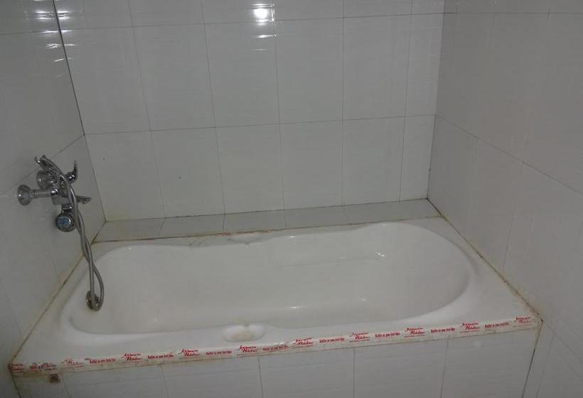 Hotel Shivam Palace 9