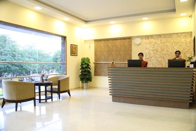 Hotel 10blossoms Park Residency 16