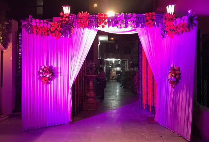 Hotel Kashish Residency & Banquet 12