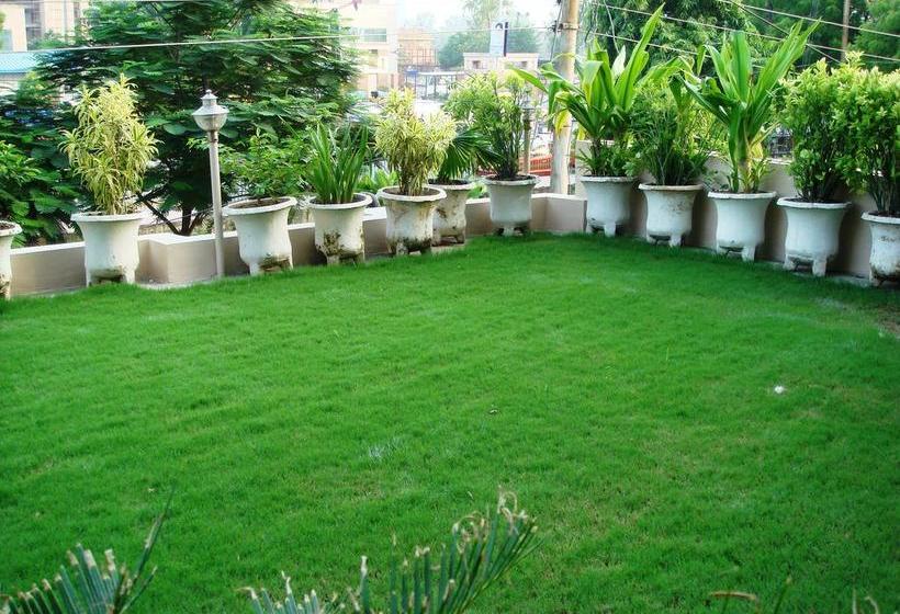 Hotel Kashish Residency & Banquet 7