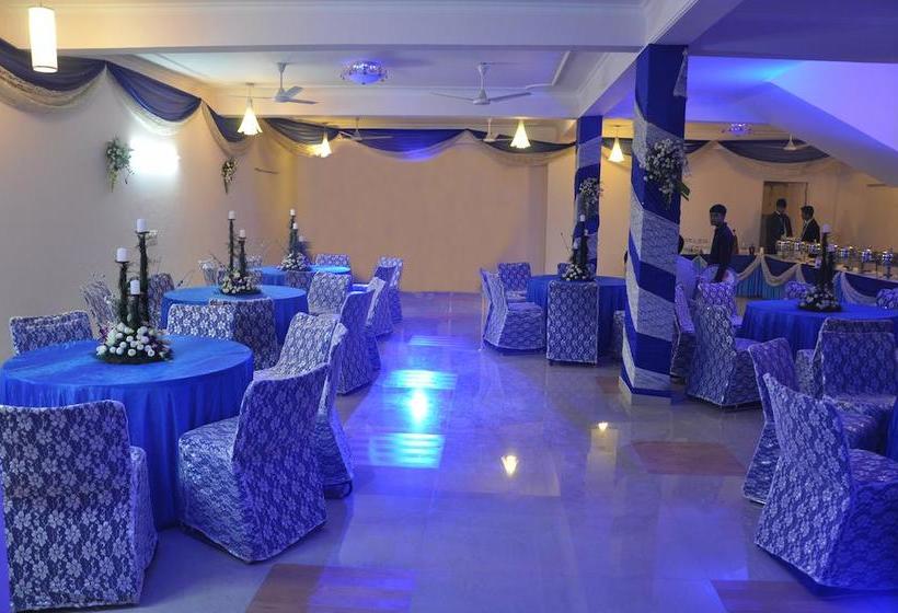 Hotel Kashish Residency & Banquet 9