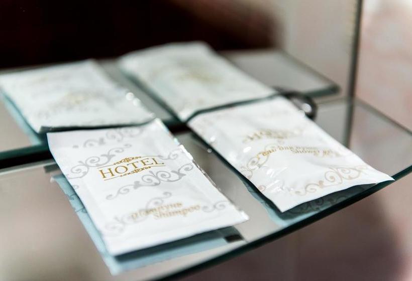 Hotel Dvoryanskaya 19