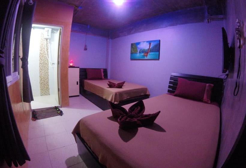 Coma Hostel And Travel Agency 16