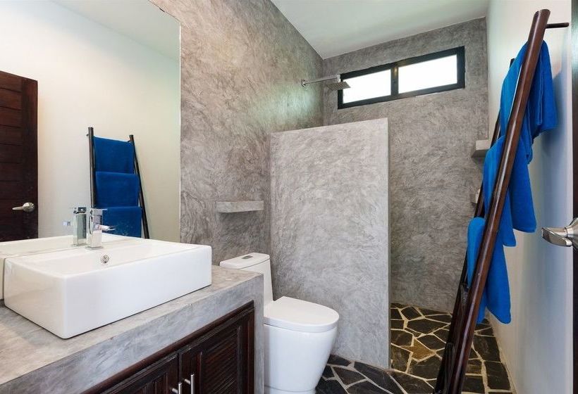 The Plantation Koh Tao 18