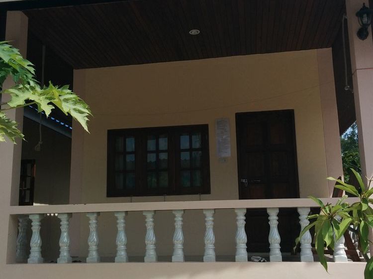 Hotel The Beach Bungalows Koh Phangan 9