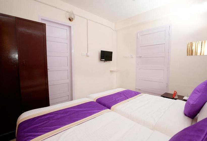 Oyo 9833 Hotel Vbee Plaza 11