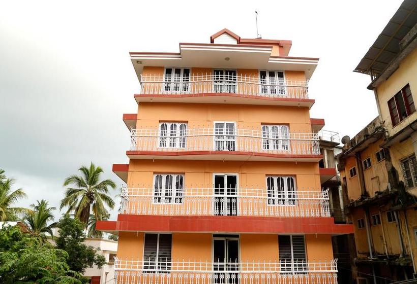 Oyo 9833 Hotel Vbee Plaza 16