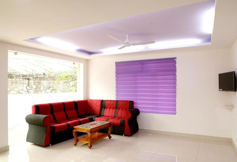 Oyo 9833 Hotel Vbee Plaza 17