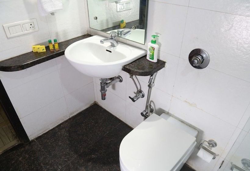 Fabhotel Aksh Palace I 17