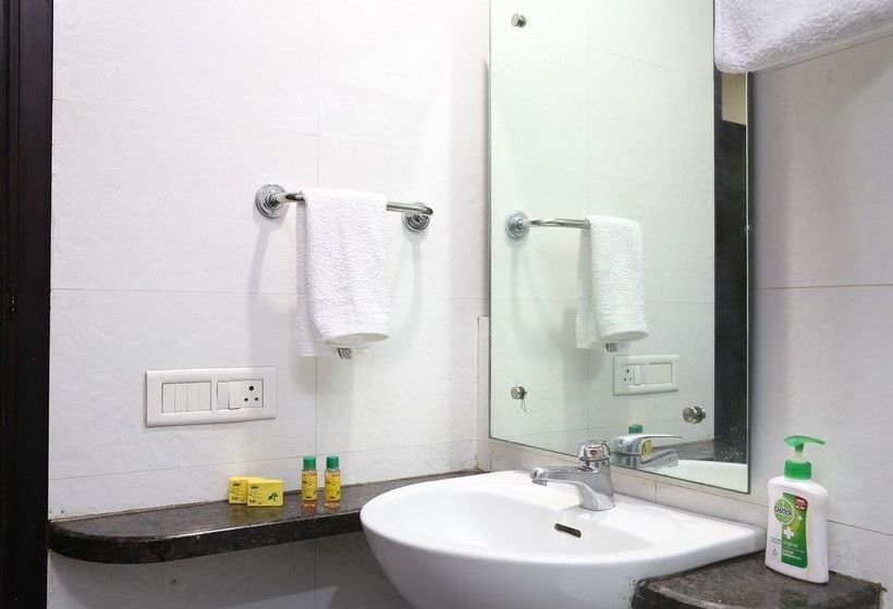 Fabhotel Aksh Palace I 18