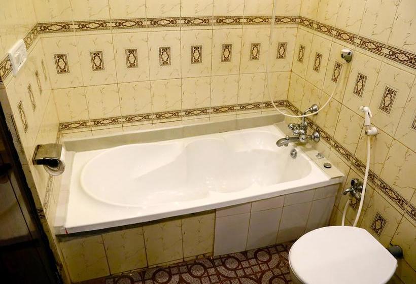 Fabhotel All Seasons Calangute Beach 9