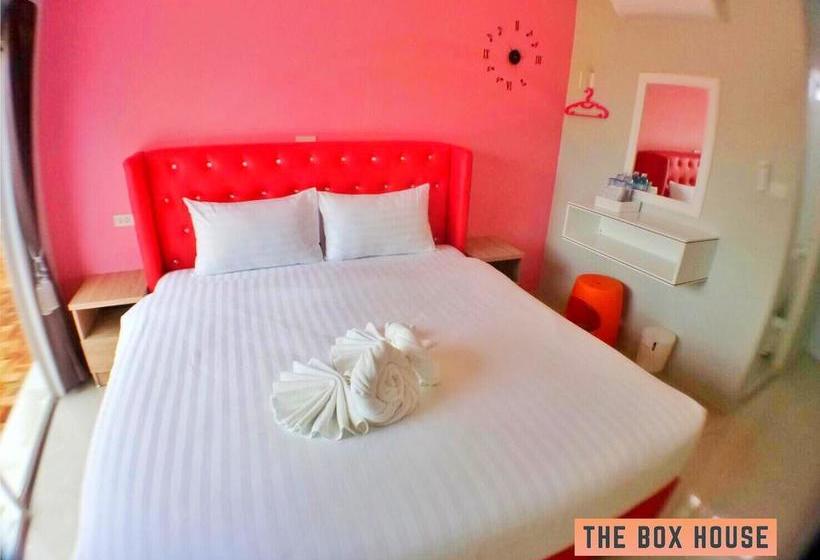 Resort The Box House 10