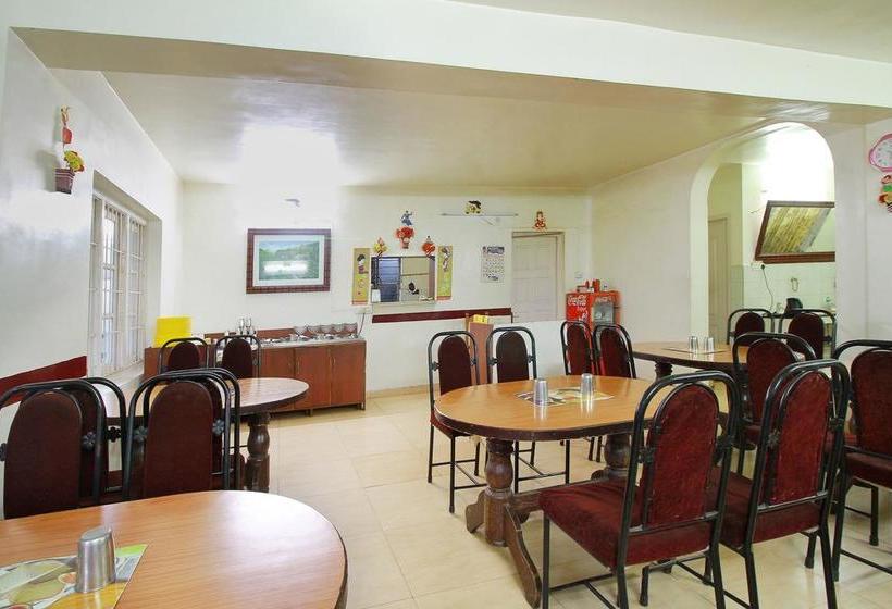 Hotel Oyo 3272 Haveli Athiti Bhavan 11