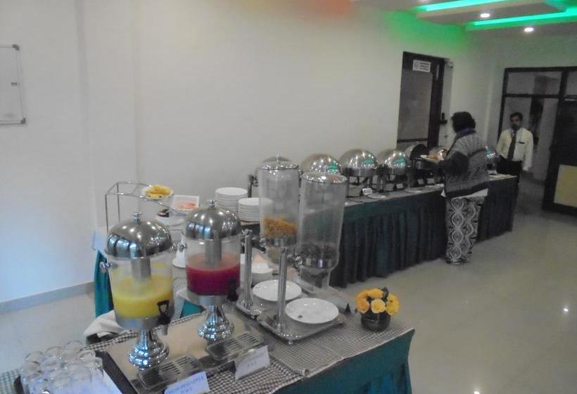 Resort Aranya Nivas 9