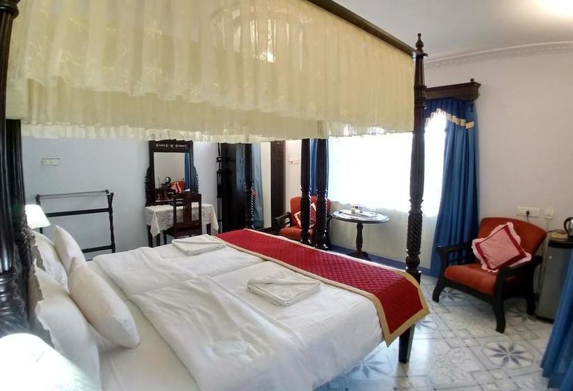 Palm Grove Cottages Leisure Resort 14