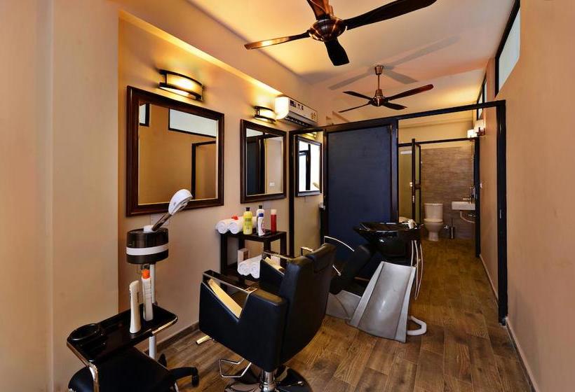 Resort La Sunila Suites 19