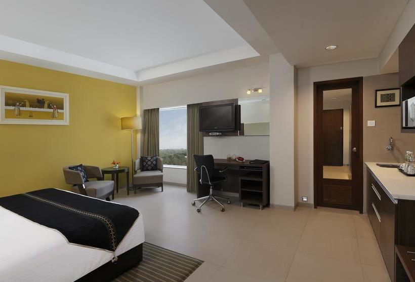 Hotel Grand Mercure Vadodara Surya Palace An Accors Brand 13