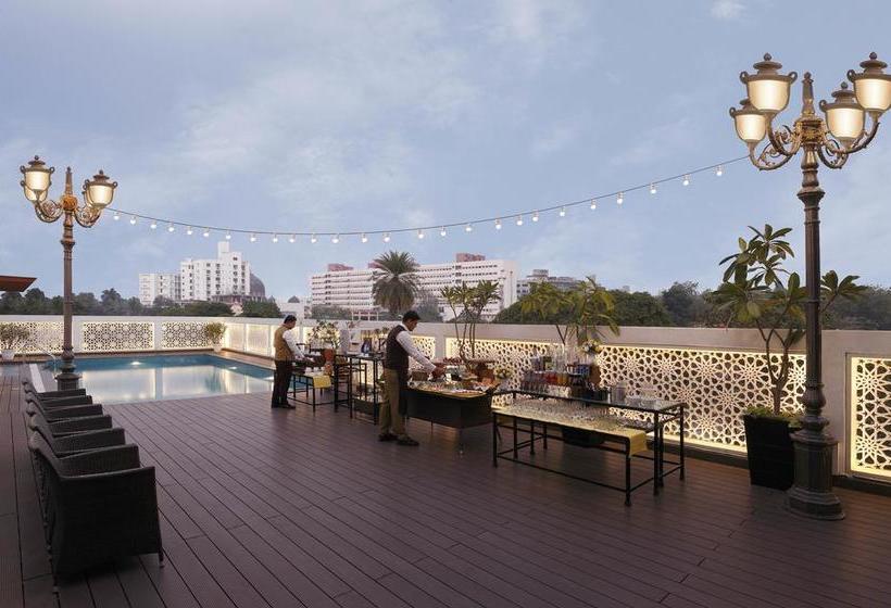 Hotel Grand Mercure Vadodara Surya Palace An Accors Brand 3