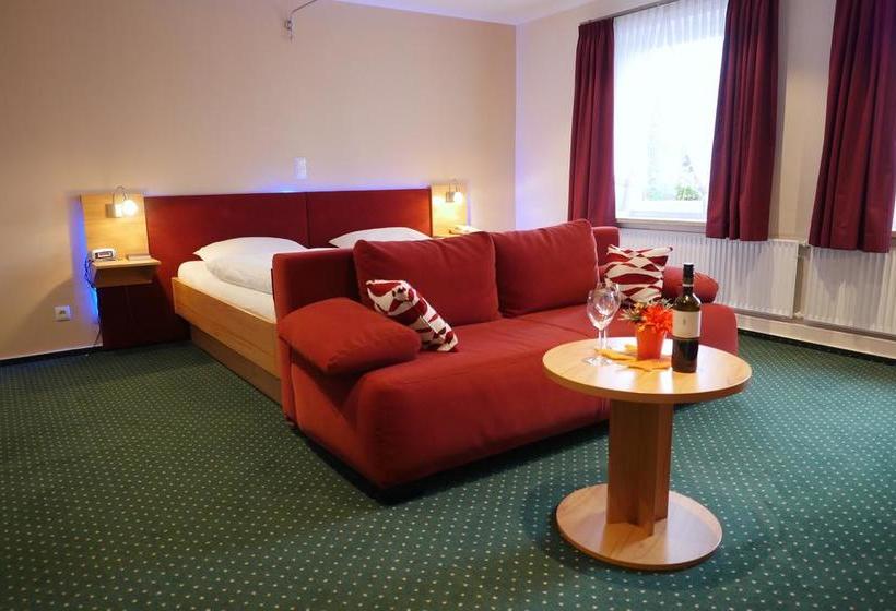 Hotel Gasthof Vossbur 11