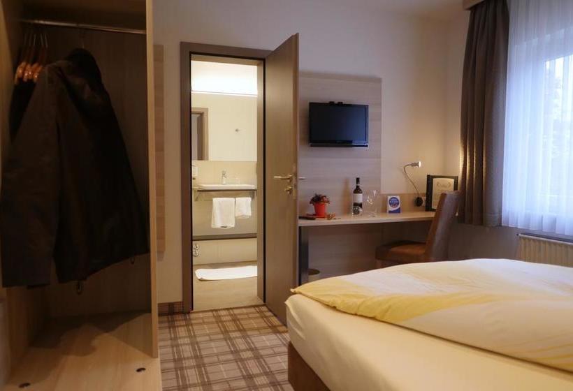 Hotel Gasthof Vossbur 15