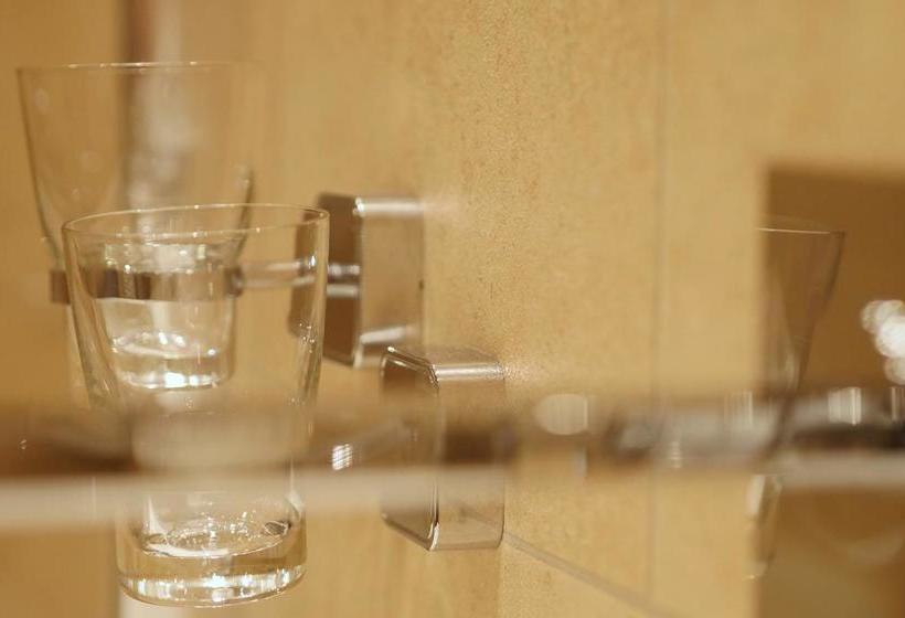 Hotel Gasthof Vossbur 4