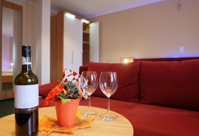 Hotel Gasthof Vossbur 9