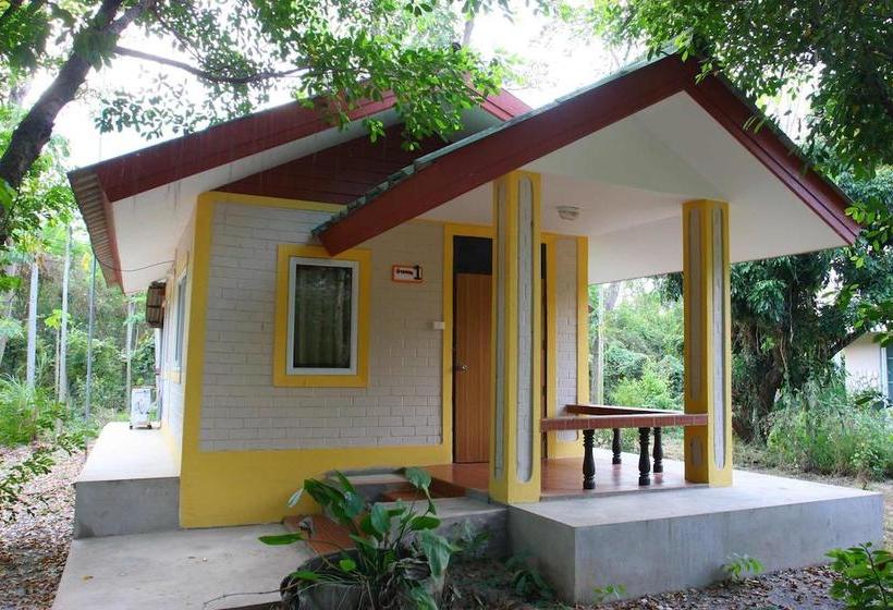 Hotel Baan Suan Chan 1