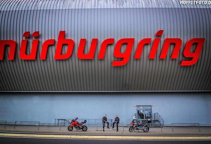 Hotel & Restaurant Hüllen 17