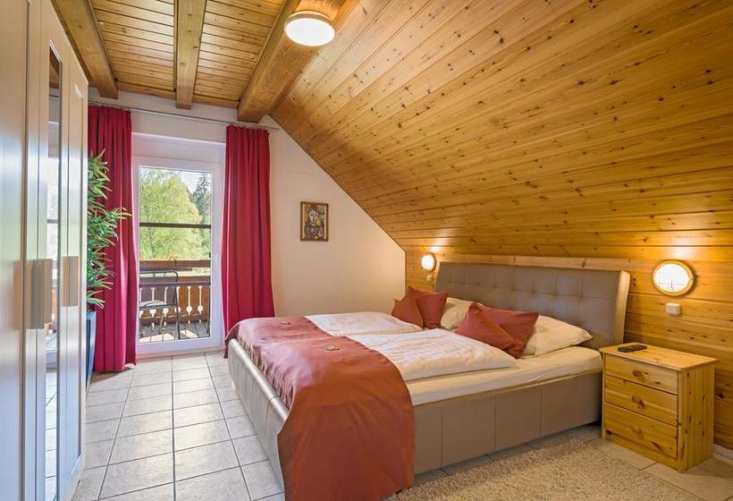 Hotel Schöneck Garni 16