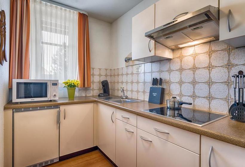 Hotel Schöneck Garni 7