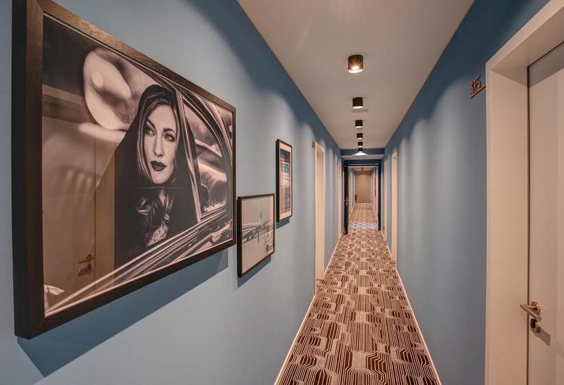 Hotel Boutique 125 Hamburg Airport 17