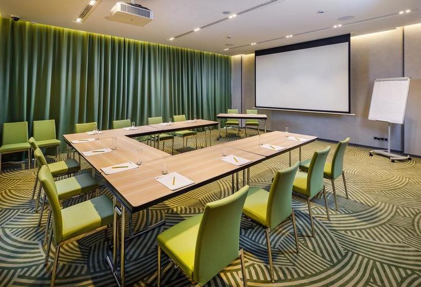 Hotel Hilton Garden Inn Novorossiysk 11