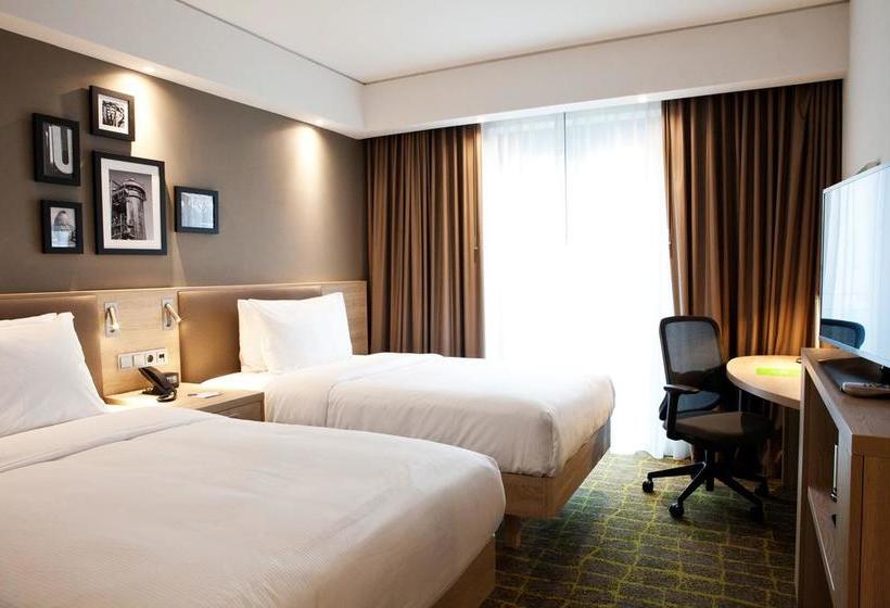 Hotel Hampton By Hilton Dortmund Phoenix See 9
