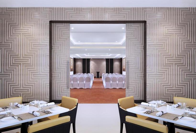 Hotel Oaks Bodhgaya 14