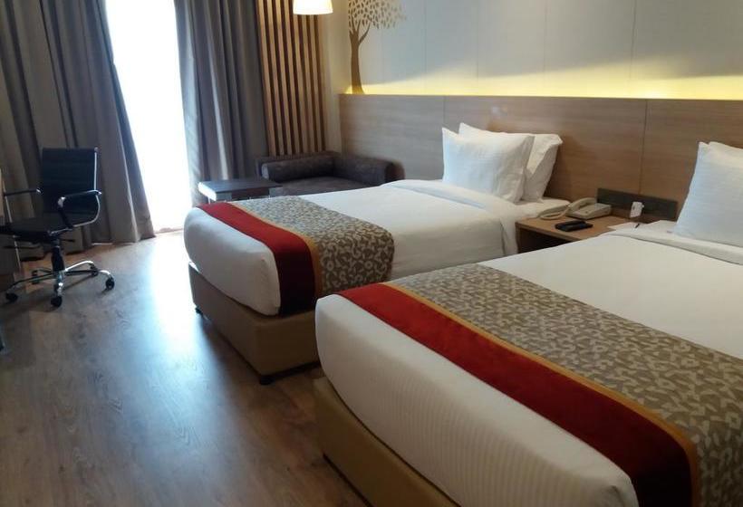 Hotel Oaks Bodhgaya 17