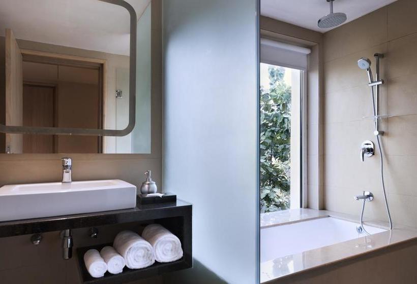 Hotel Oaks Bodhgaya 8