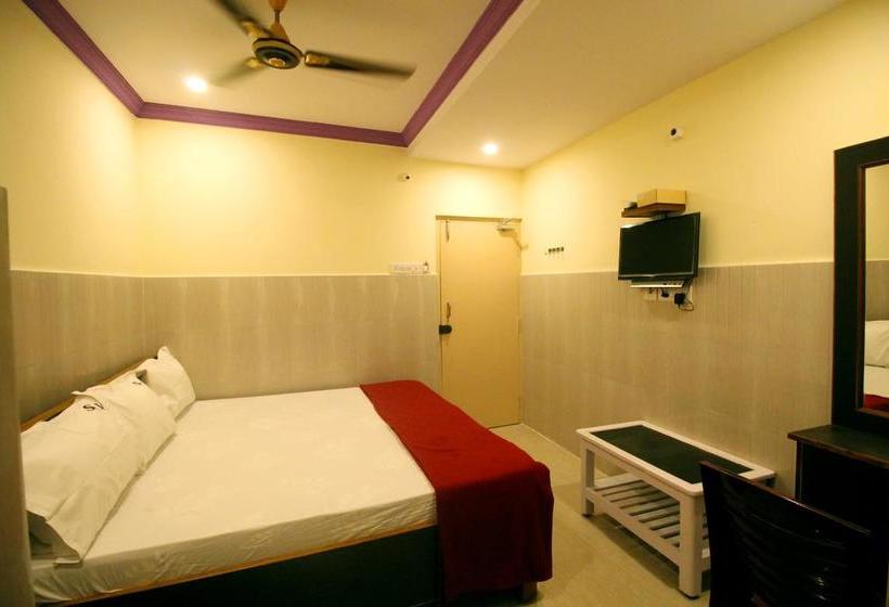 Hotel Svt Residency 13