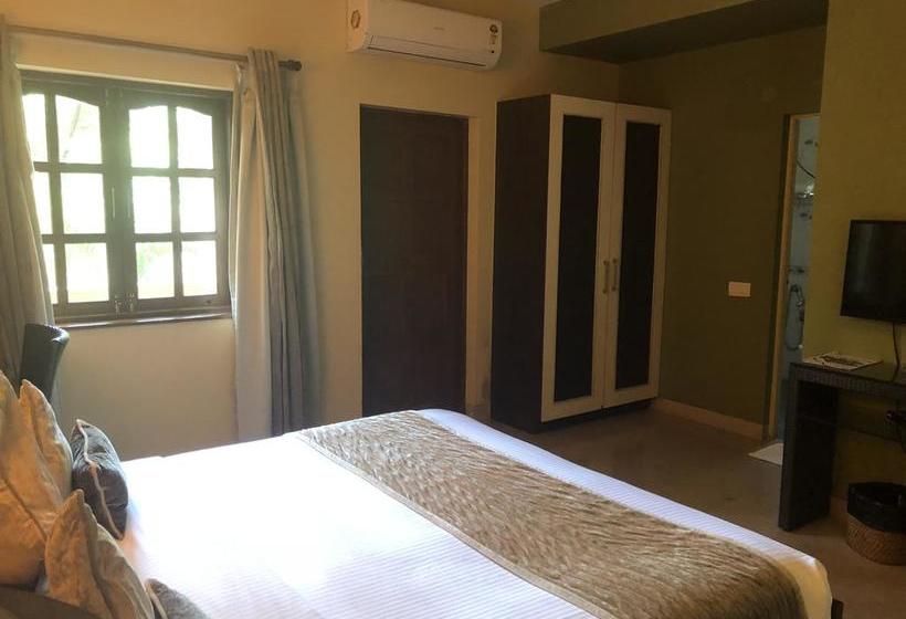 Hotel Coco Goa 4