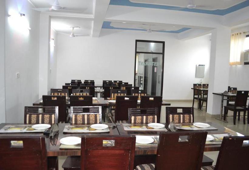 Hotel Rajni Guest House 14