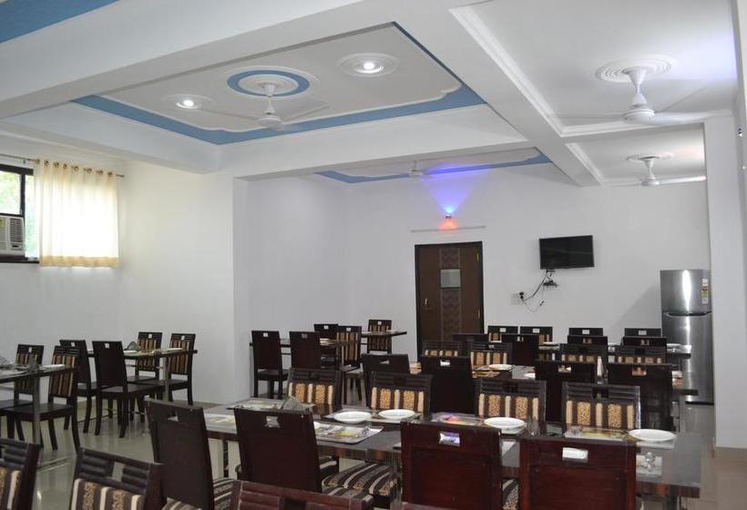 Hotel Rajni Guest House 18