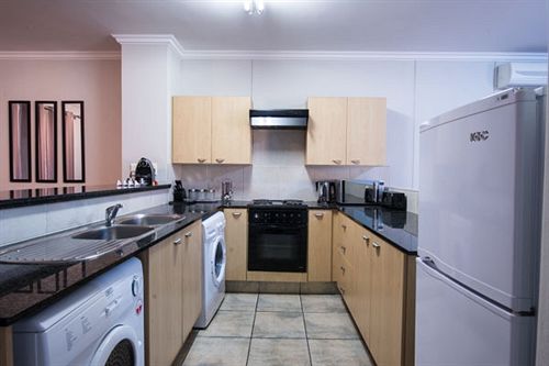 Prestige Apartment Sandton at Westpoint 17