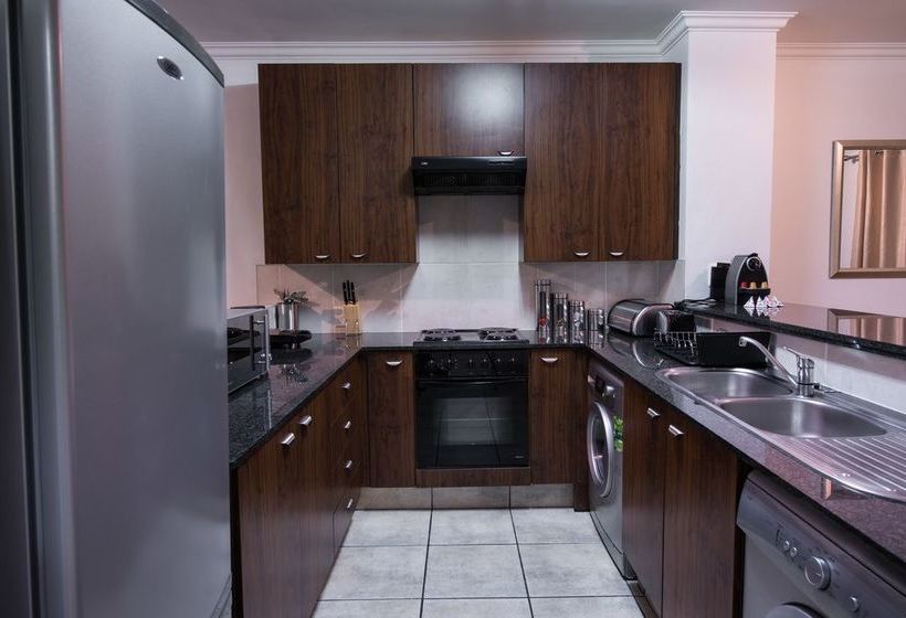 Prestige Apartment Sandton at Westpoint 19