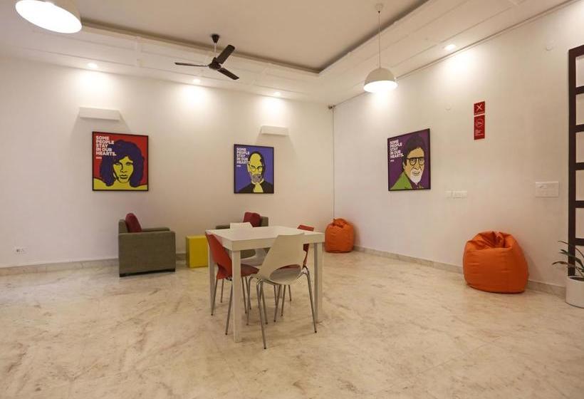 Hotel Oyo Flagship Sector 45 Noida 16